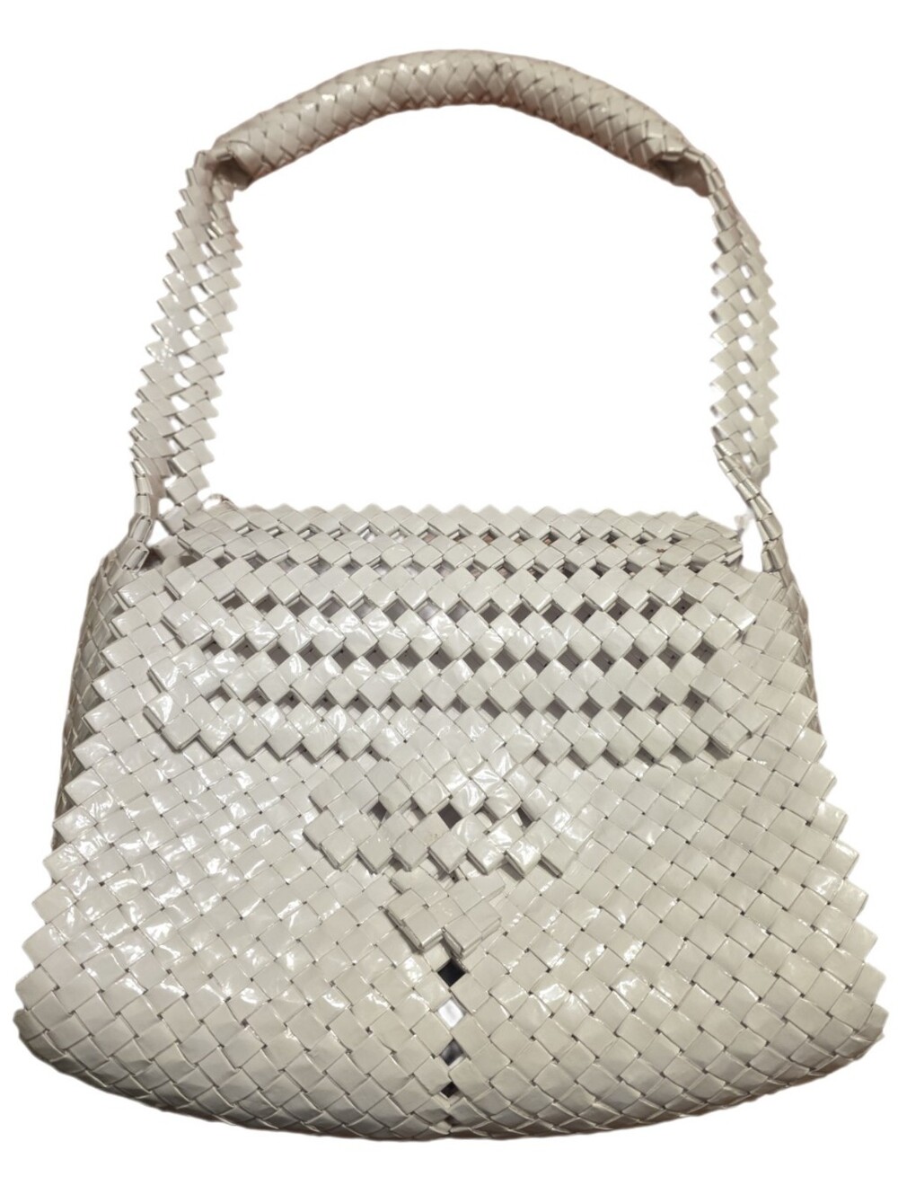 Woven Shoulder Bag in Cream - Classic Handheld Style